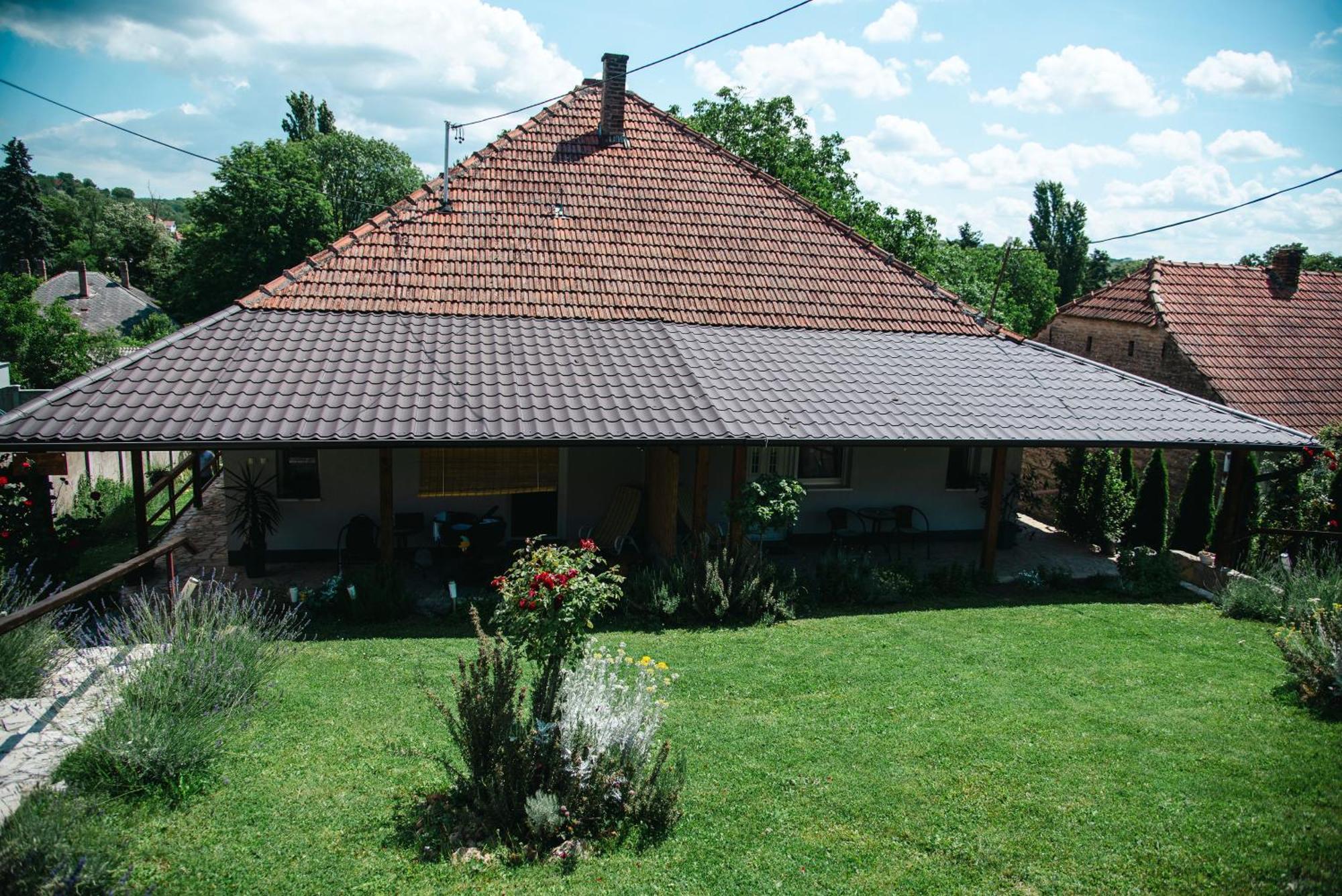Apartmani Maslacak Врдник Экстерьер фото